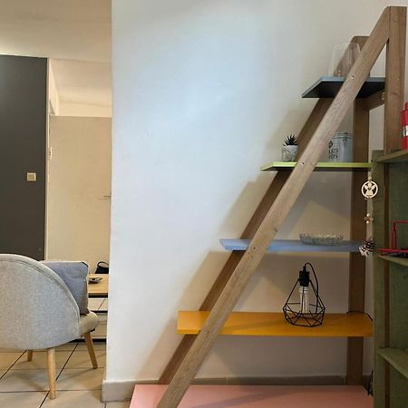 The Triplex- 3 Bedrooms In The Escutcheon! Монпелие Екстериор снимка